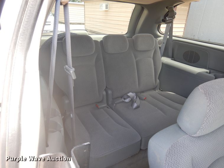 image for item FI9879 2007 Dodge Grand Caravan handicap accessible van