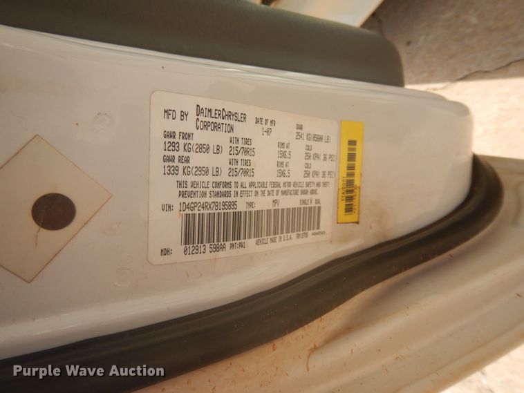 image for item FI9879 2007 Dodge Grand Caravan handicap accessible van