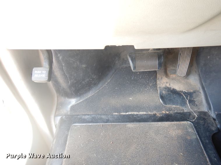 image for item FI9880 2010 Dodge Grand Caravan handicap accessible van