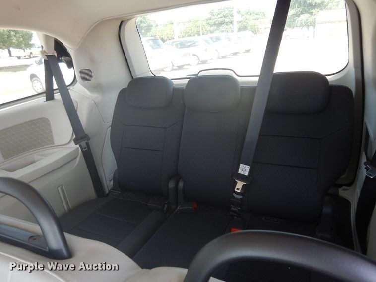 image for item FI9880 2010 Dodge Grand Caravan handicap accessible van