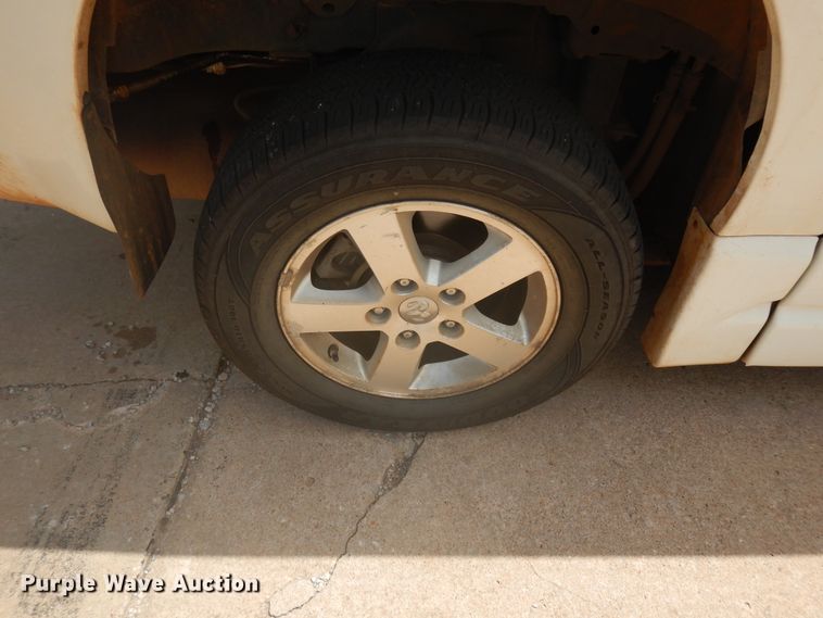 image for item FI9880 2010 Dodge Grand Caravan handicap accessible van