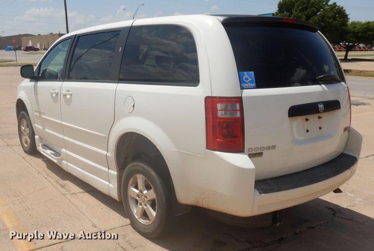 image for item FI9881 2010 Dodge Grand Caravan handicap accessible van
