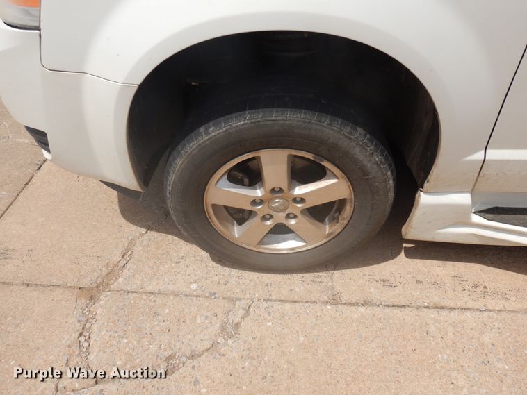 image for item FI9881 2010 Dodge Grand Caravan handicap accessible van