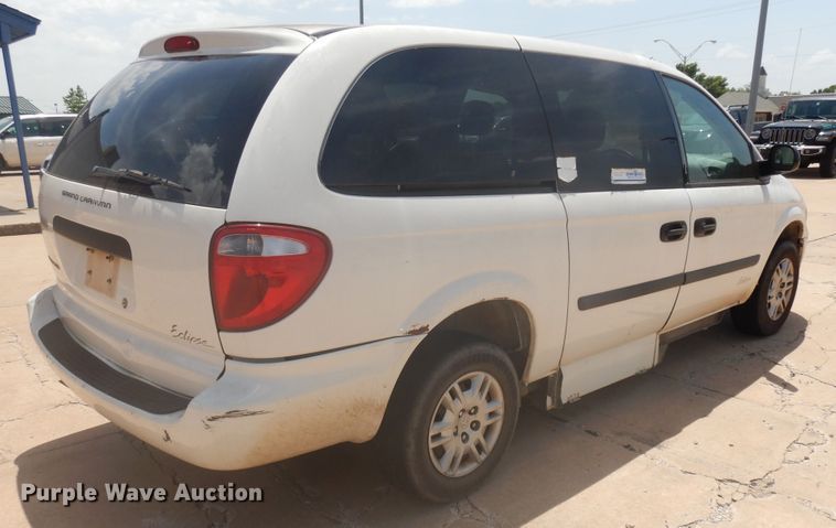 image for item FI9882 2007 Dodge Grand Caravan handicap accessible van