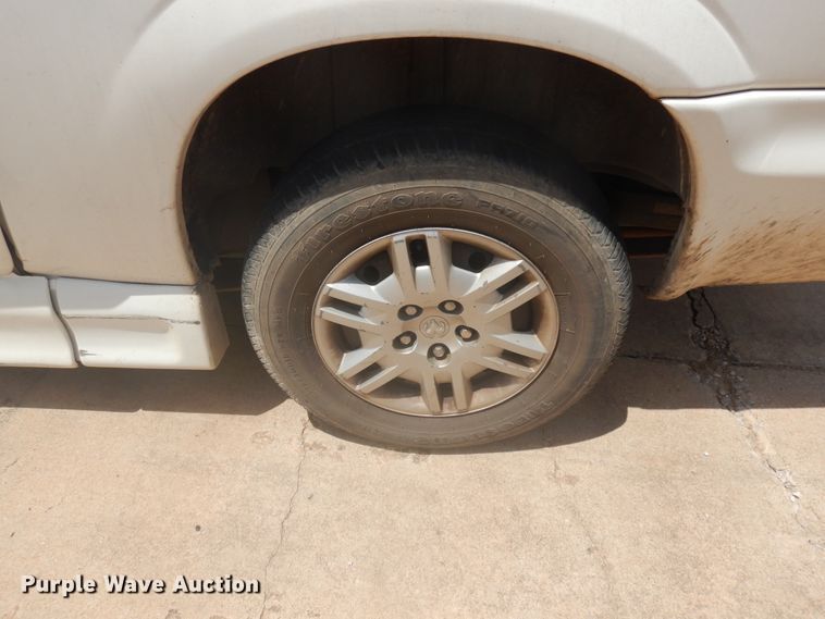 image for item FI9882 2007 Dodge Grand Caravan handicap accessible van