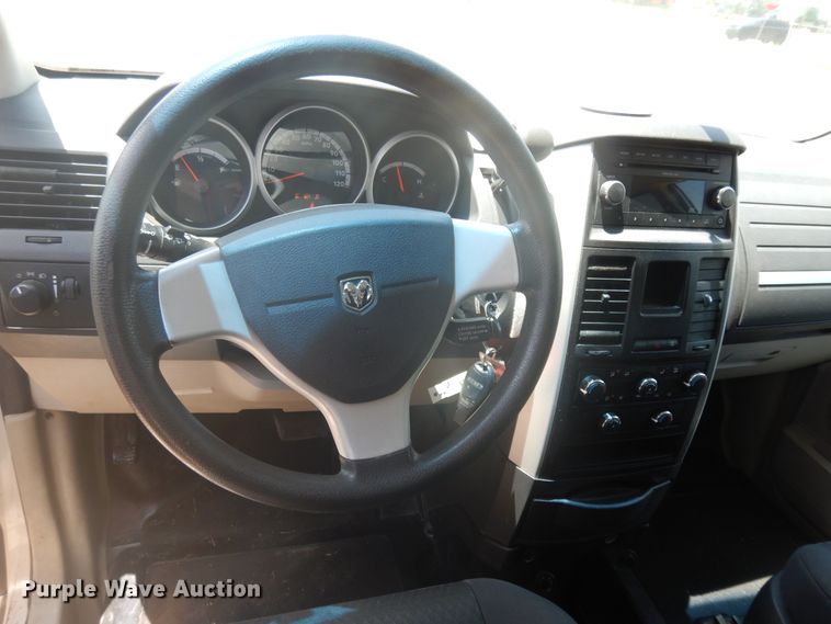 image for item FI9883 2010 Dodge Grand Caravan handicap accessible van