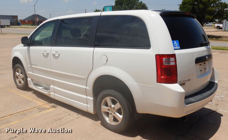 image for item FI9884 2010 Dodge Grand Caravan handicap accessible van