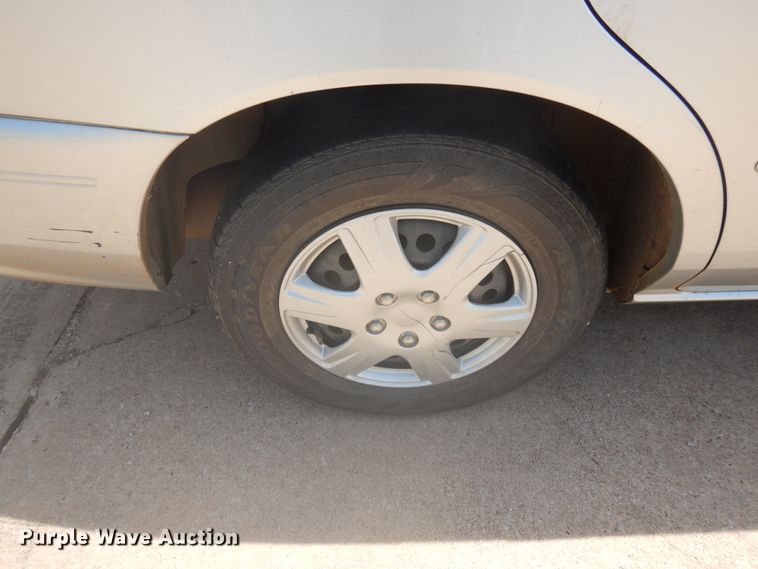 image for item FI9885 2004 Buick Century