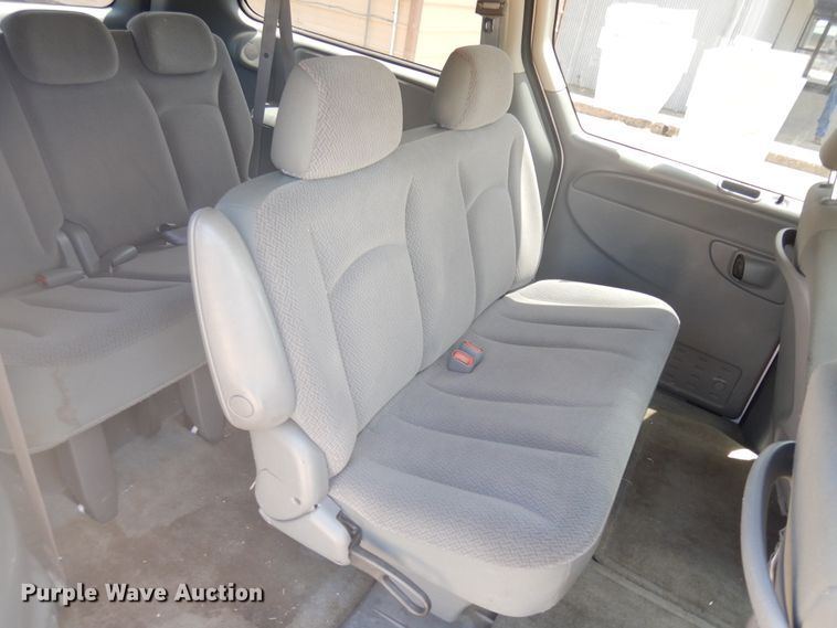 image for item FI9886 2007 Dodge Grand Caravan van