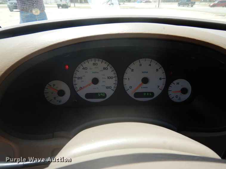 image for item FI9887 2001 Dodge Grand Caravan van