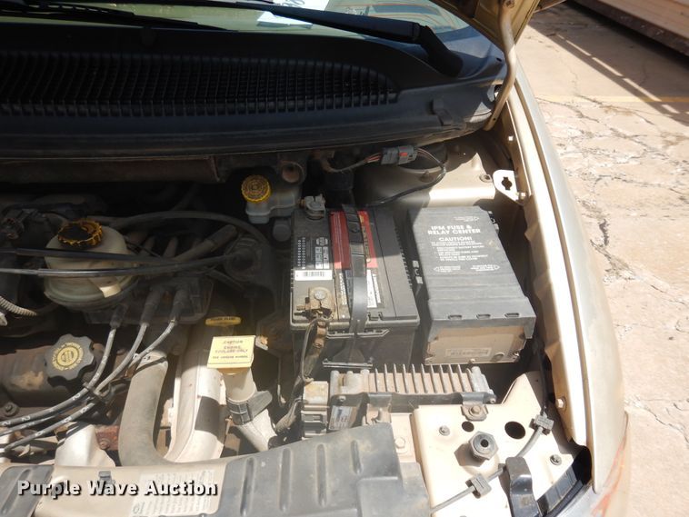 image for item FI9887 2001 Dodge Grand Caravan van