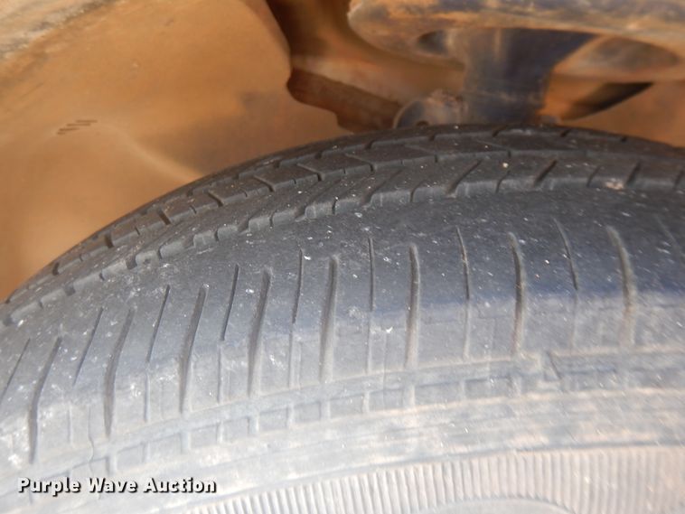 image for item FI9887 2001 Dodge Grand Caravan van