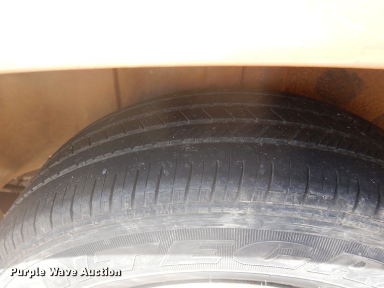 image for item FI9887 2001 Dodge Grand Caravan van