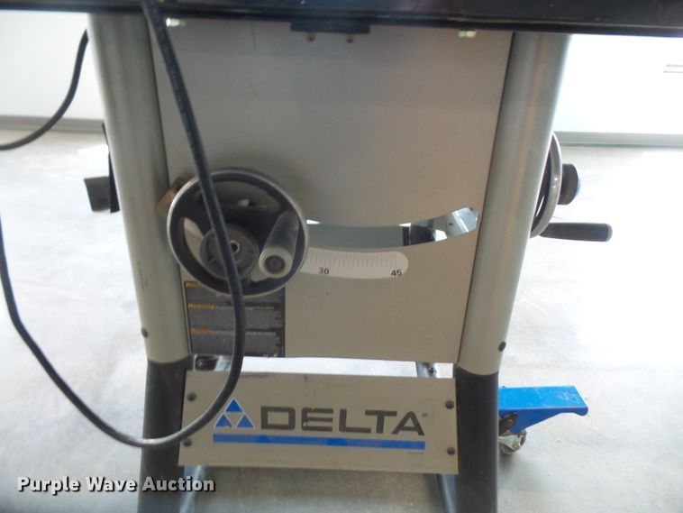 image for item FJ9158 Delta table saw