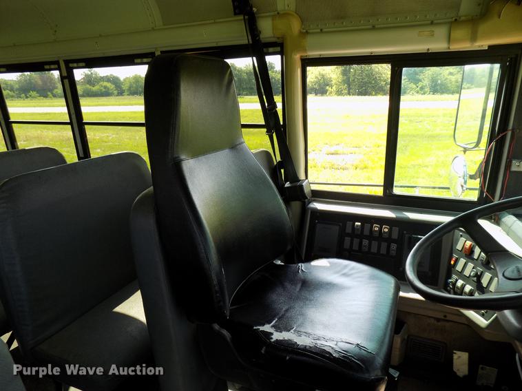 image for item FJ9252 2002 Freightliner FS65 school bus