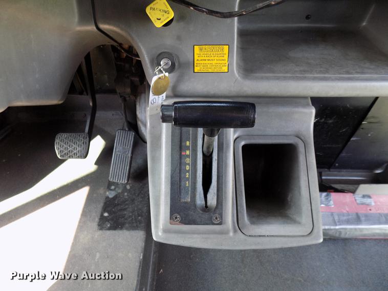 image for item FJ9252 2002 Freightliner FS65 school bus