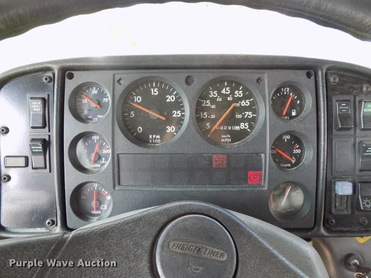 image for item FJ9252 2002 Freightliner FS65 school bus