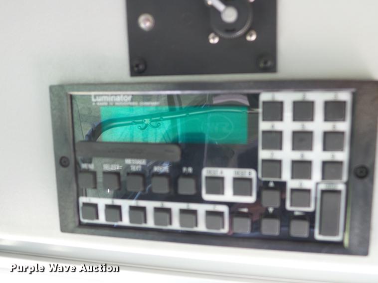 image for item FM9382 2001 MCI D4500 coach bus