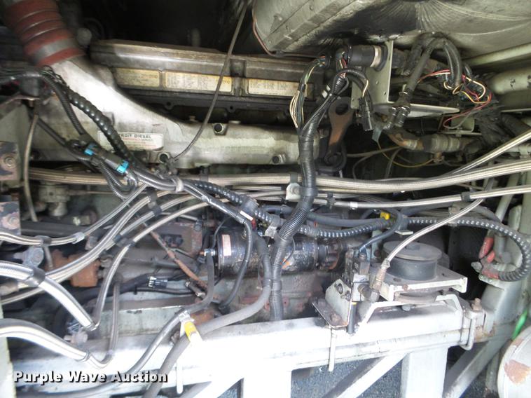 image for item FM9382 2001 MCI D4500 coach bus