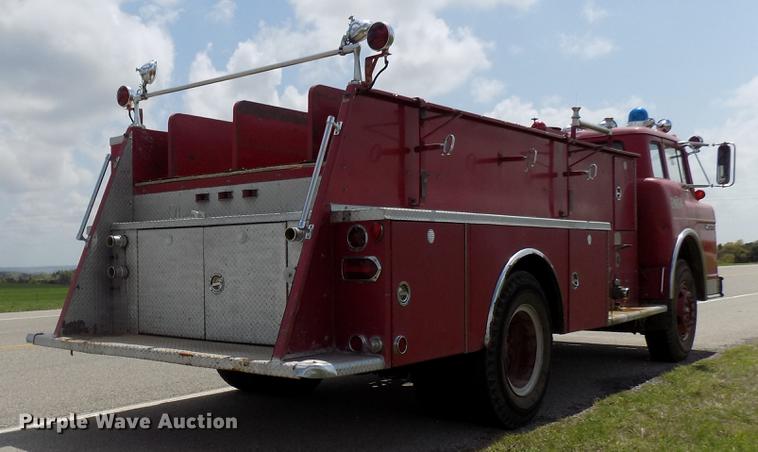 image for item FO9785 1970 Ford C910 fire truck