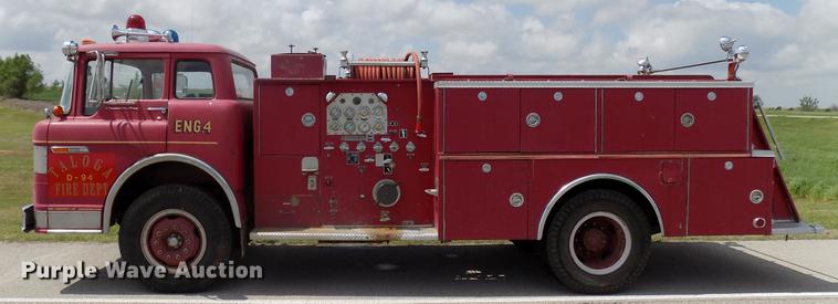 image for item FO9785 1970 Ford C910 fire truck
