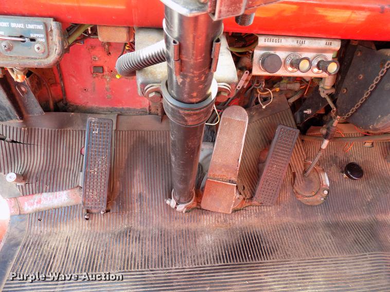 image for item FO9785 1970 Ford C910 fire truck