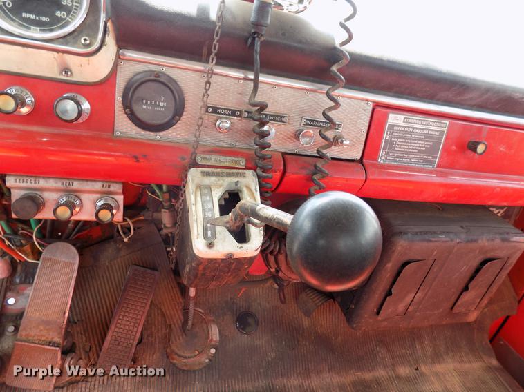image for item FO9785 1970 Ford C910 fire truck