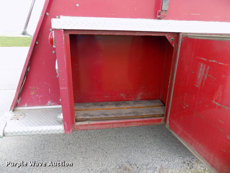 image for item FO9785 1970 Ford C910 fire truck