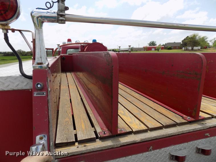 image for item FO9785 1970 Ford C910 fire truck