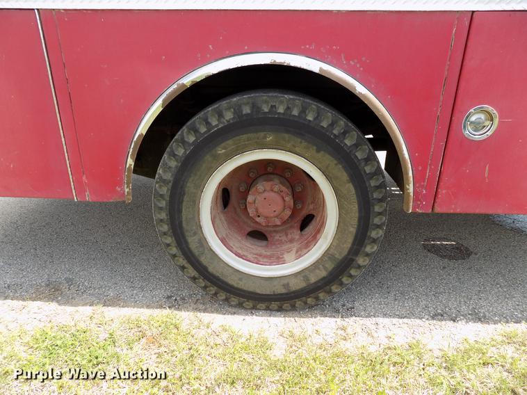 image for item FO9785 1970 Ford C910 fire truck