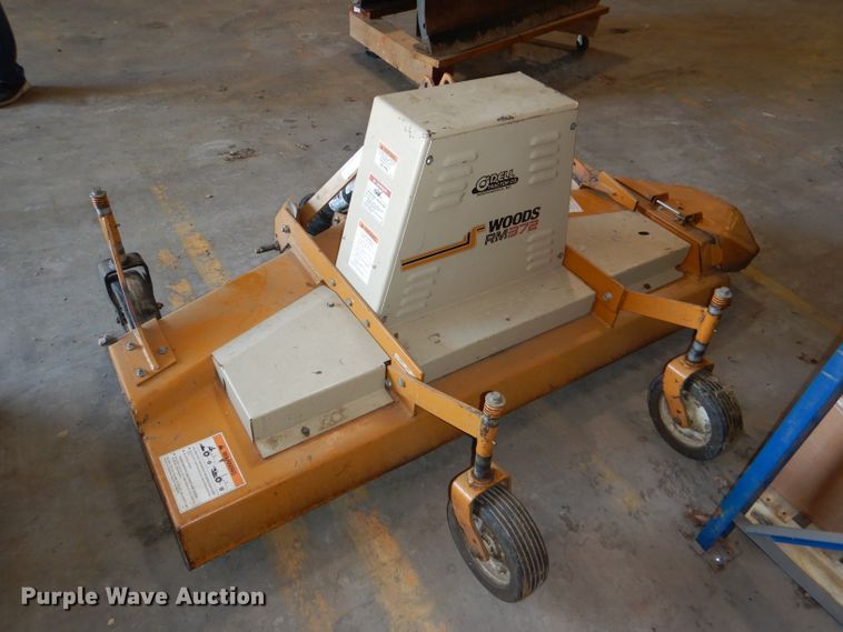 image for item FQ9980 1996 Woods RM372 rotary mower