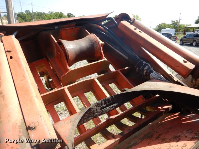 image for item FT9259 1989 Timberjack 380 skidder