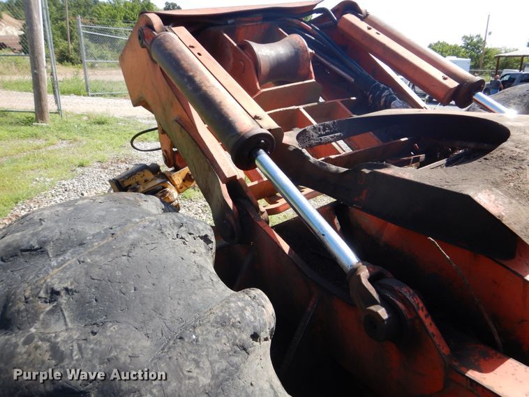 image for item FT9259 1989 Timberjack 380 skidder