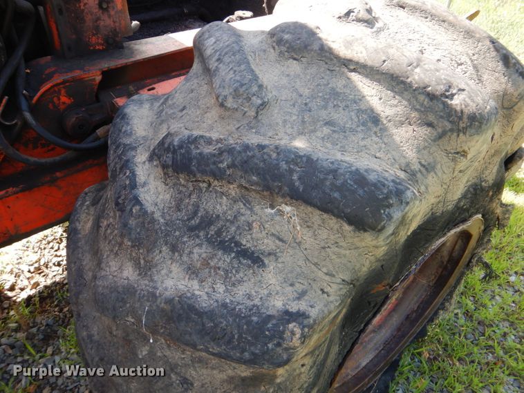 image for item FT9259 1989 Timberjack 380 skidder