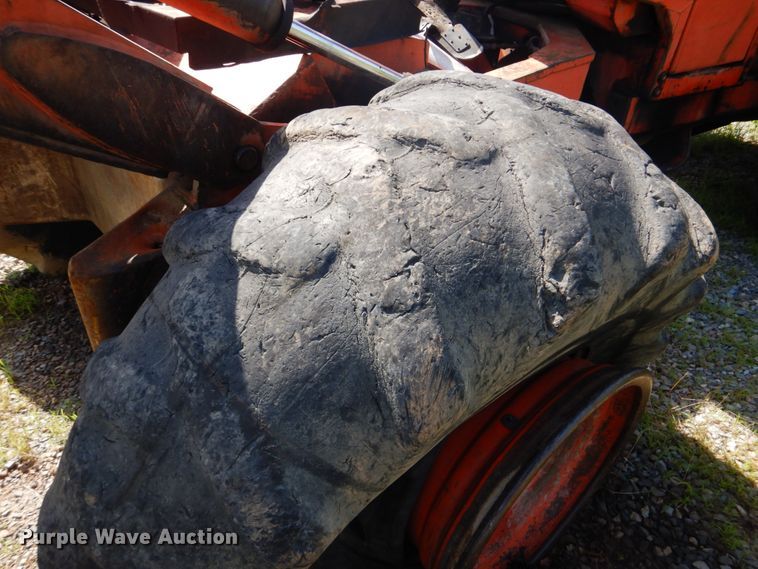 image for item FT9259 1989 Timberjack 380 skidder