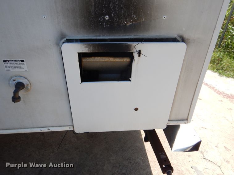 image for item FT9261 2006 Monaco Holi camper