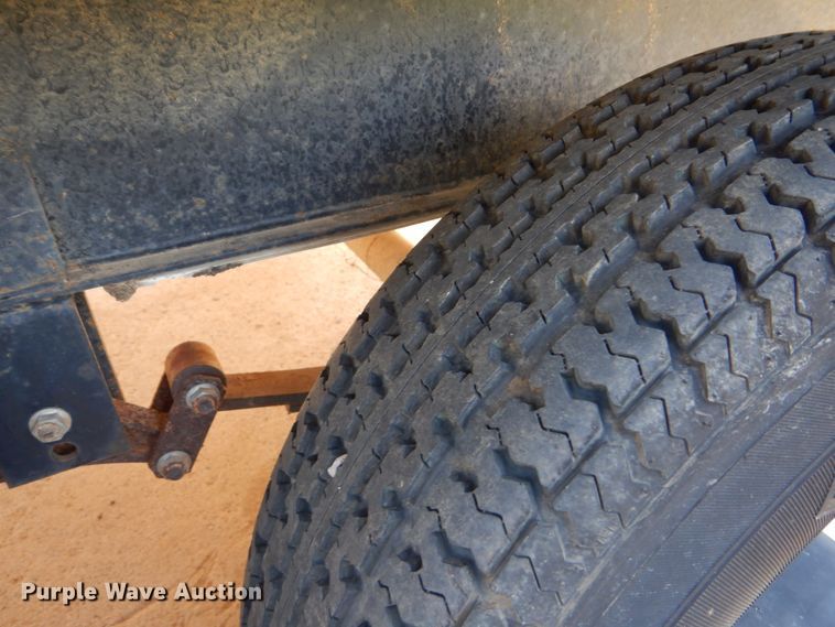 image for item FT9261 2006 Monaco Holi camper