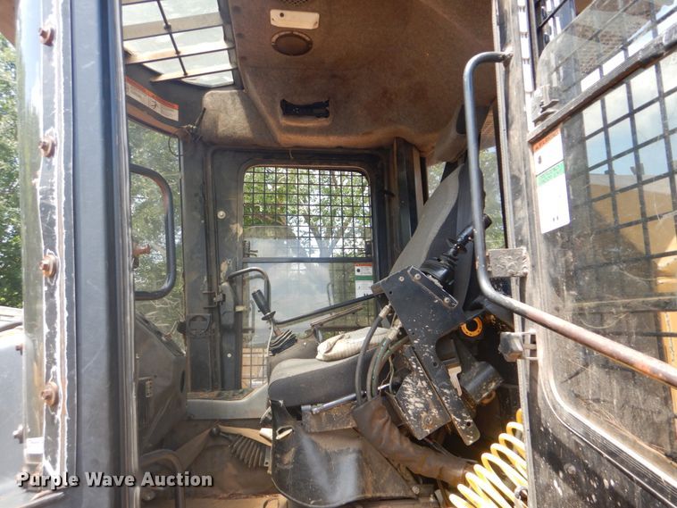 image for item FT9265 2003 Blount Hydro-Ax 470 feller buncher