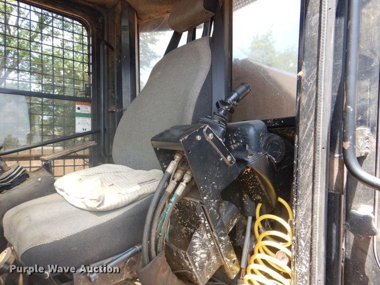 image for item FT9265 2003 Blount Hydro-Ax 470 feller buncher