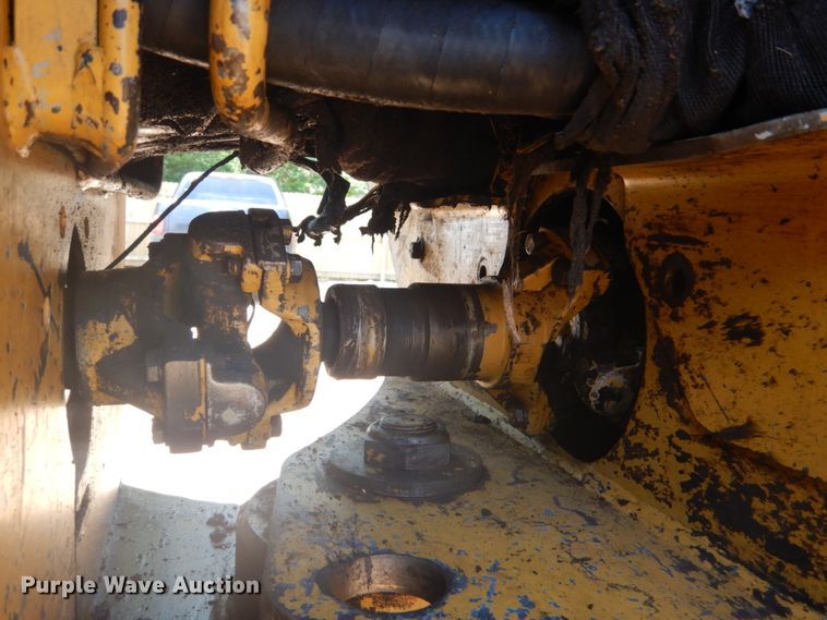 image for item FT9265 2003 Blount Hydro-Ax 470 feller buncher