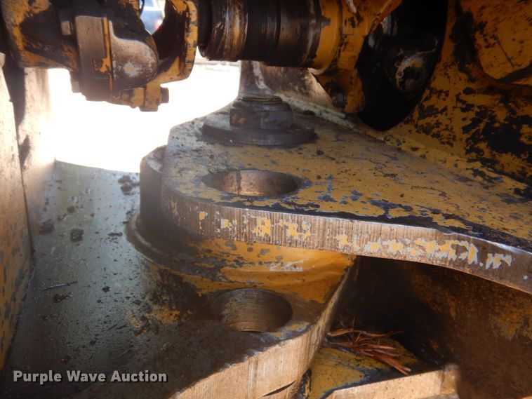 image for item FT9265 2003 Blount Hydro-Ax 470 feller buncher