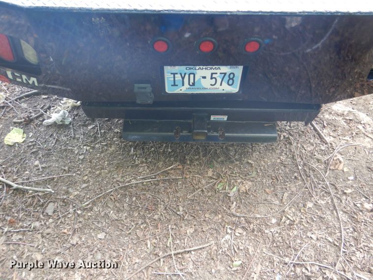 image for item FT9268 2009 Chevrolet Silverado 3500HD flatbed pickup truck