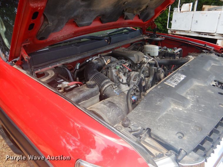 image for item FT9268 2009 Chevrolet Silverado 3500HD flatbed pickup truck