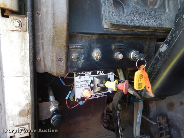 image for item FT9603 1985 International 2574 truck with Big John tree transplanter