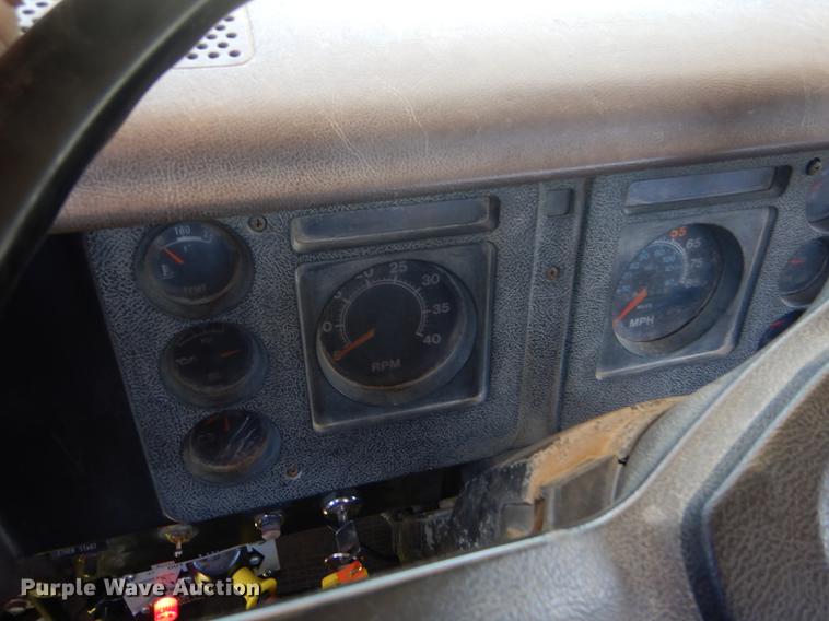 image for item FT9603 1985 International 2574 truck with Big John tree transplanter