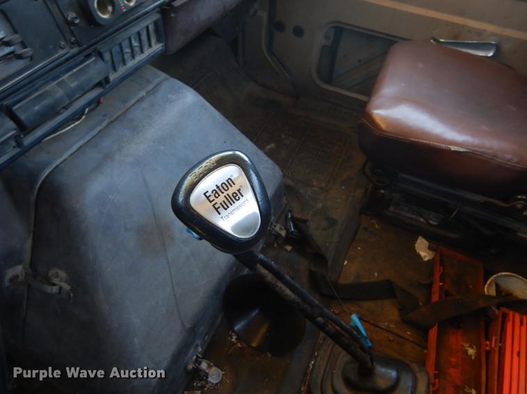 image for item FT9603 1985 International 2574 truck with Big John tree transplanter