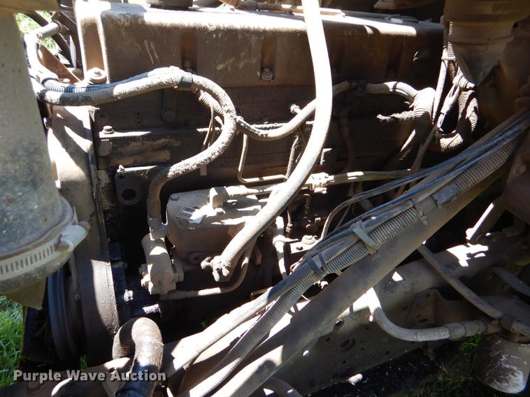 image for item FT9603 1985 International 2574 truck with Big John tree transplanter