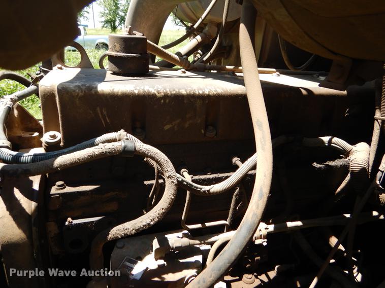 image for item FT9603 1985 International 2574 truck with Big John tree transplanter