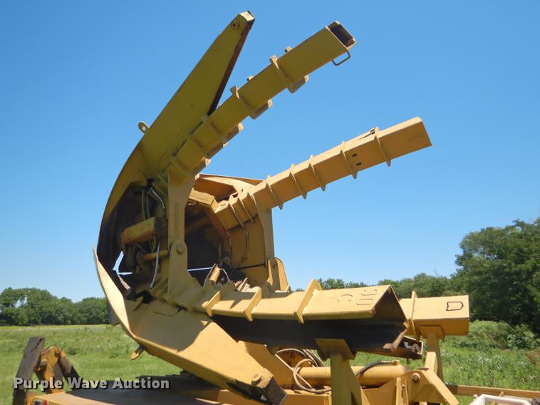 image for item FT9603 1985 International 2574 truck with Big John tree transplanter