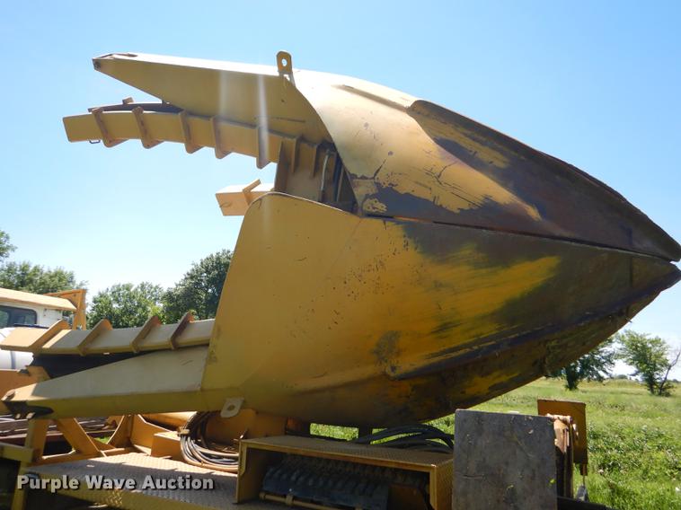 image for item FT9603 1985 International 2574 truck with Big John tree transplanter